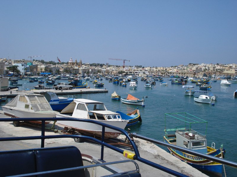 76 Wieder einmal ein Blick auf einen Hafen.jpg